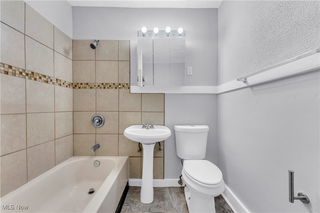 3567 W 46th Street