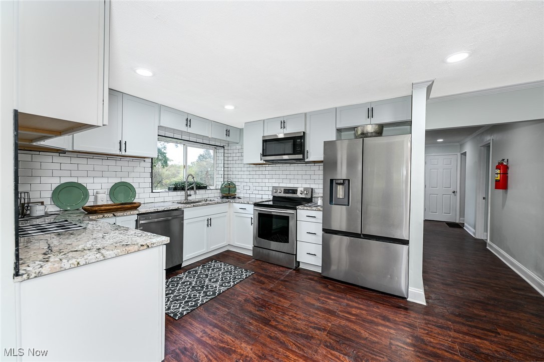 905 Shadybrook Drive