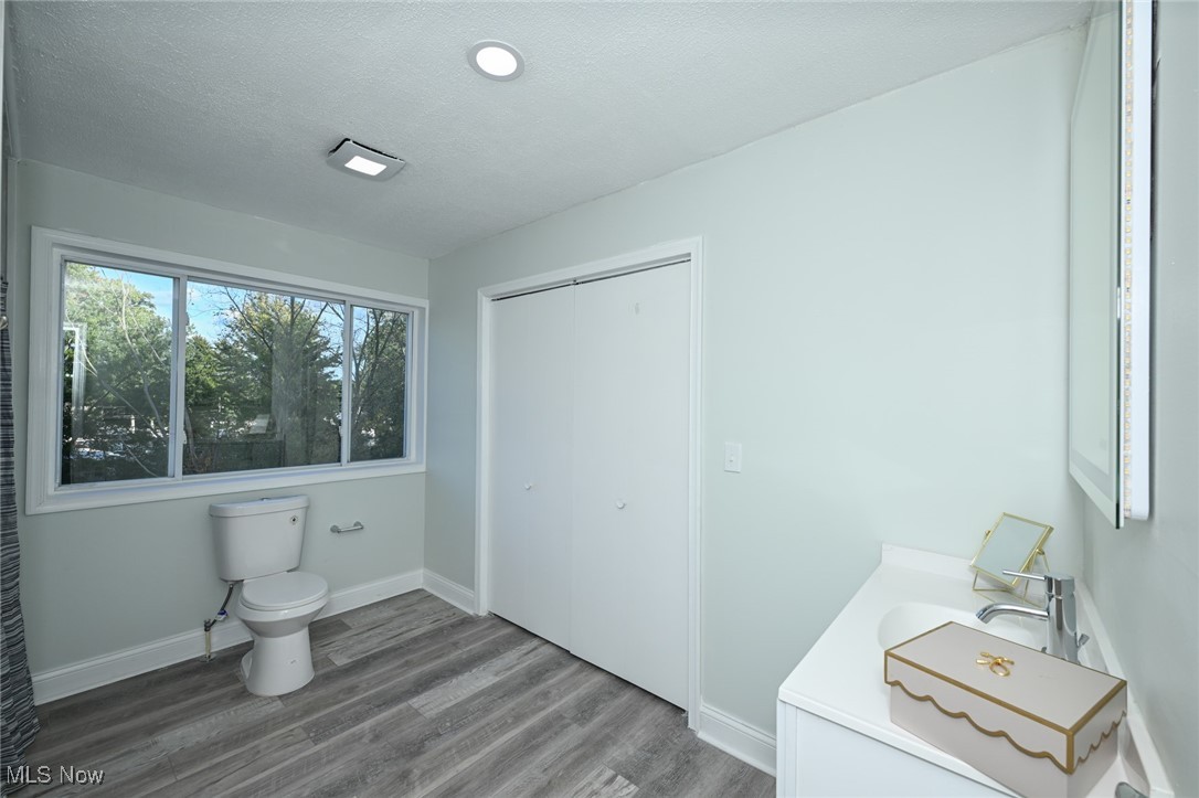 905 Shadybrook Drive