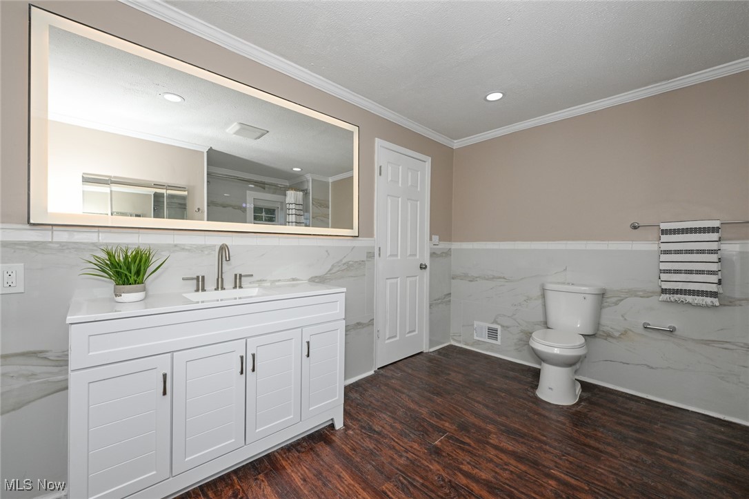 905 Shadybrook Drive