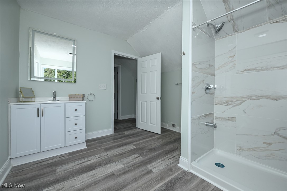 905 Shadybrook Drive