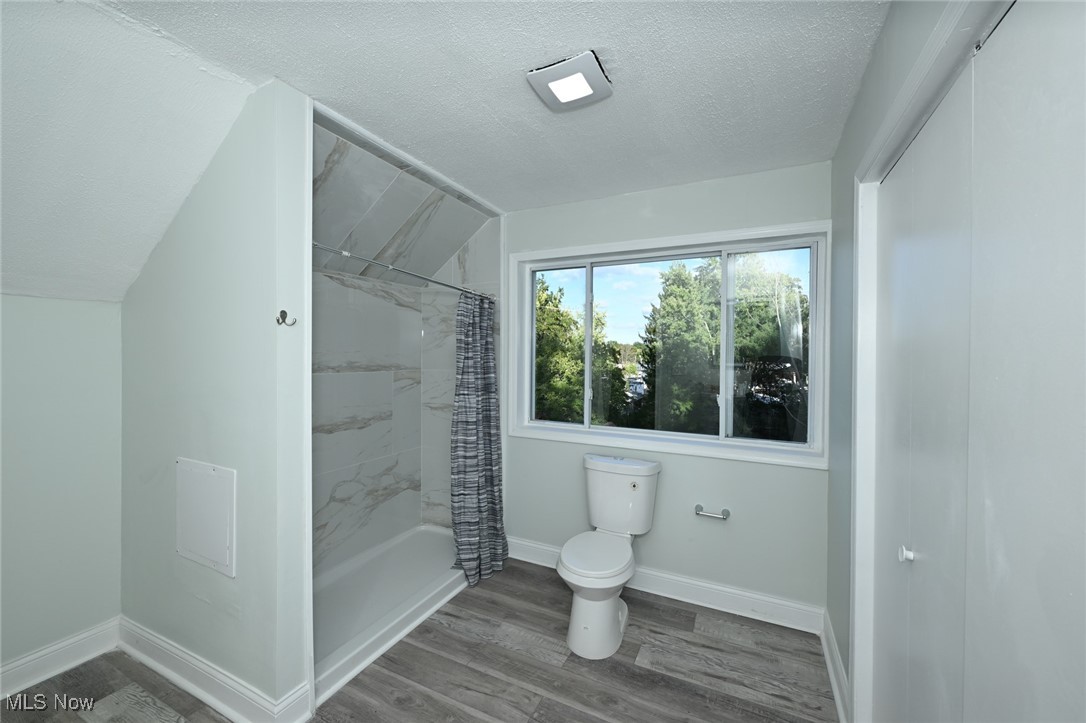 905 Shadybrook Drive