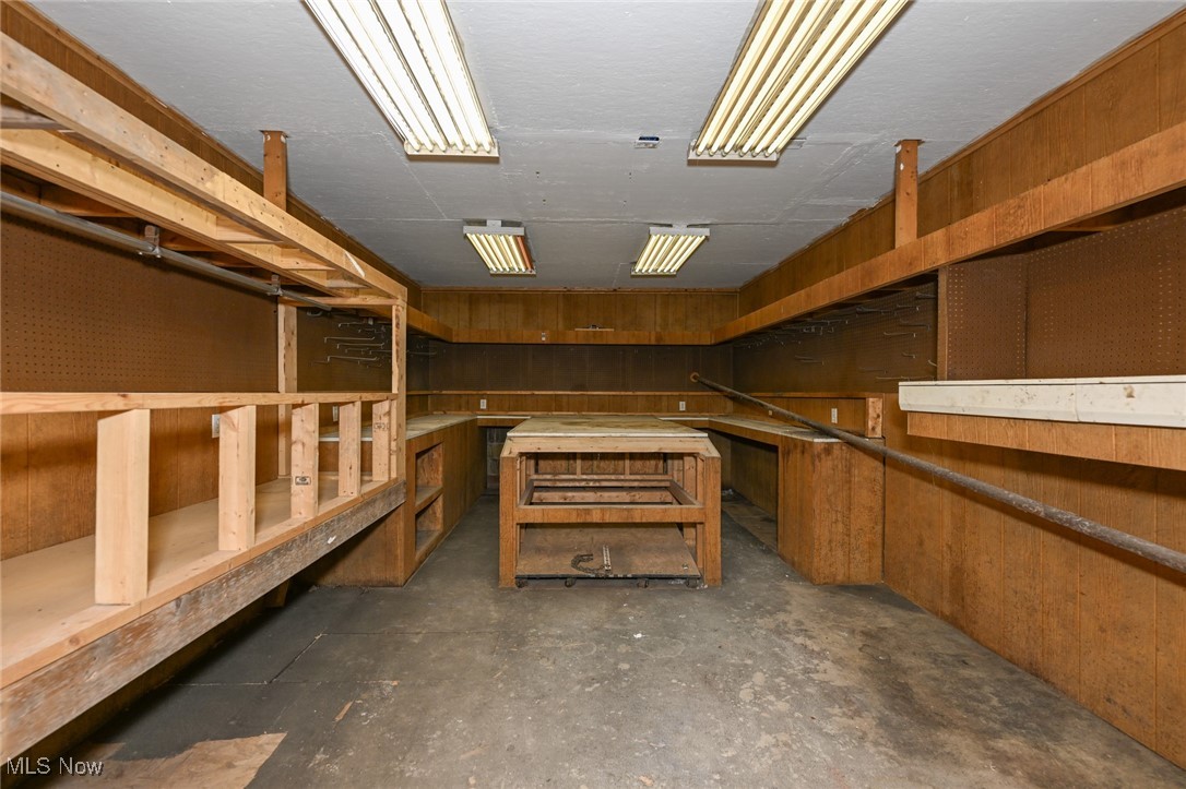 905 Shadybrook Drive