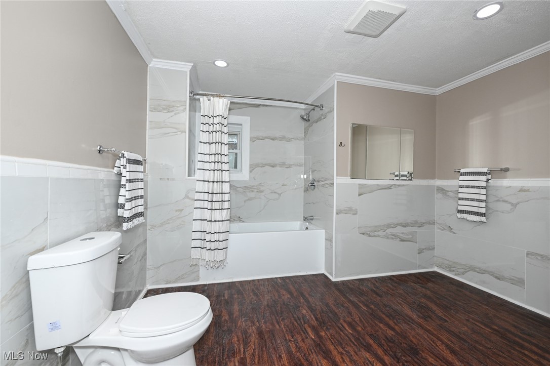 905 Shadybrook Drive