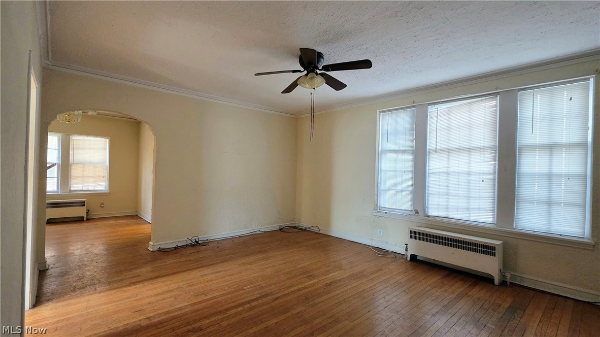 15610 Van Aken Boulevard