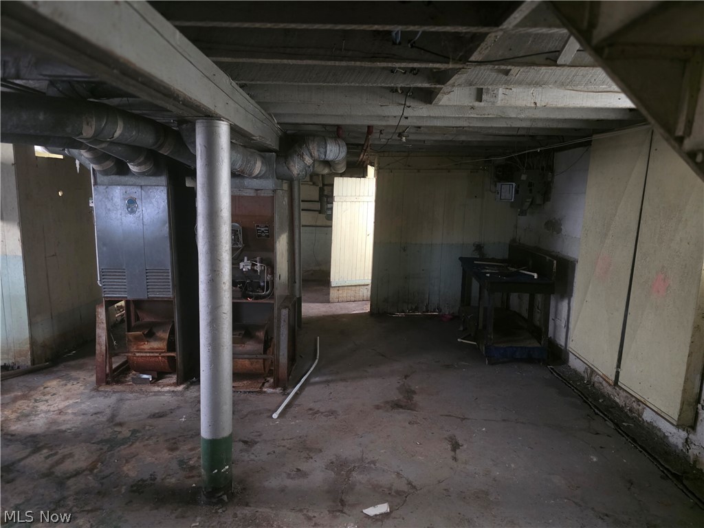 12025 Griffing Avenue