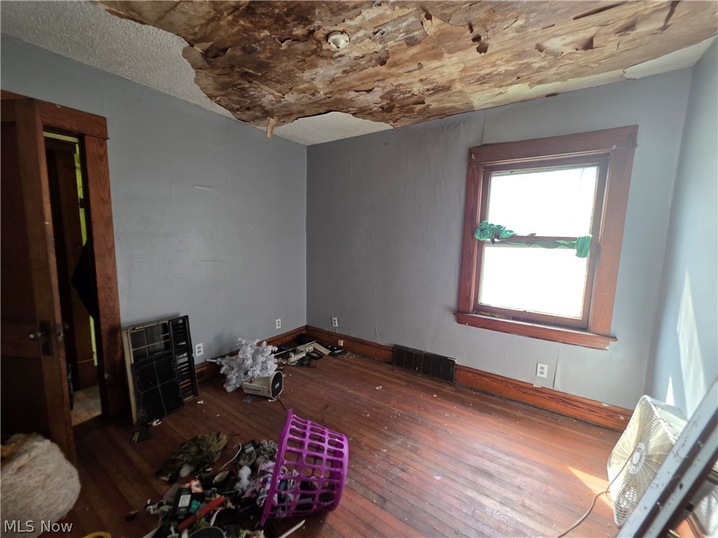 12025 Griffing Avenue