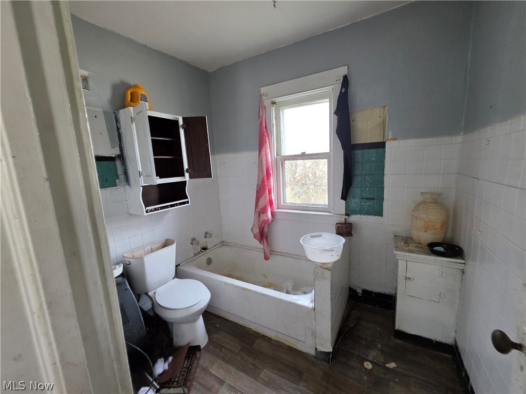 12025 Griffing Avenue