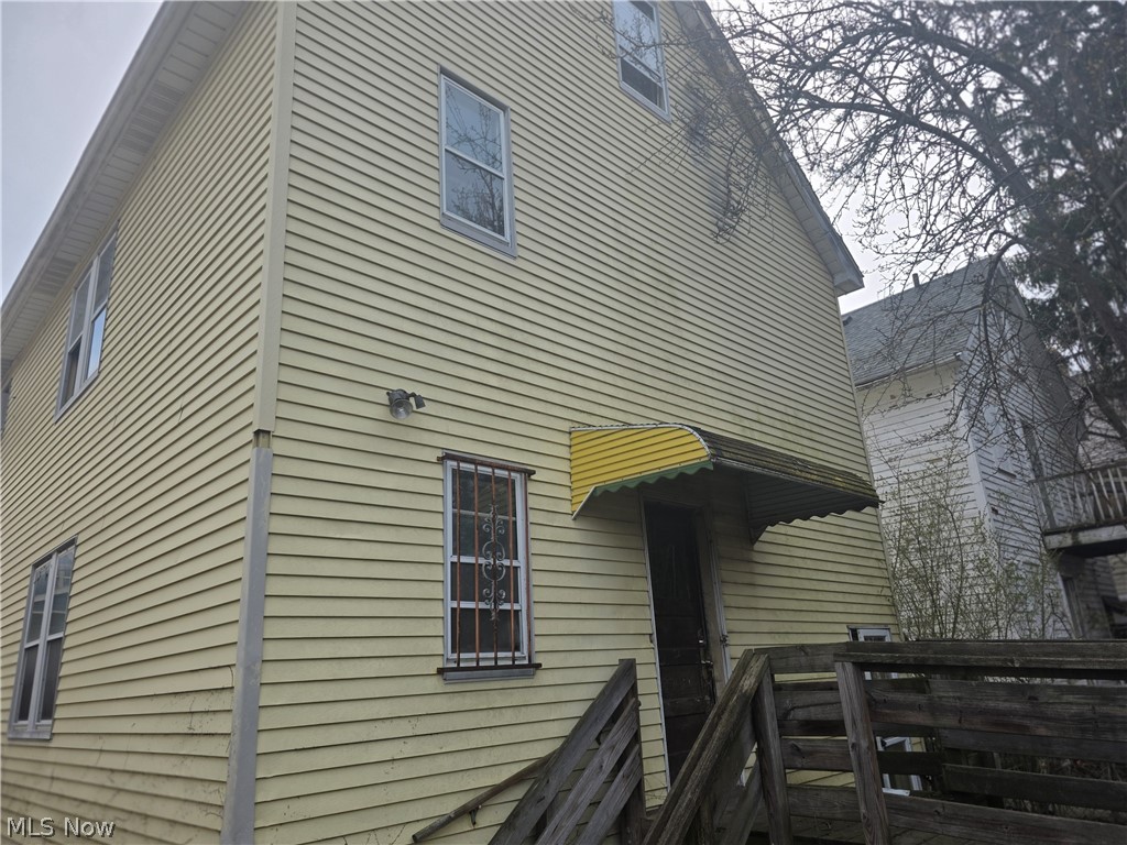 12025 Griffing Avenue