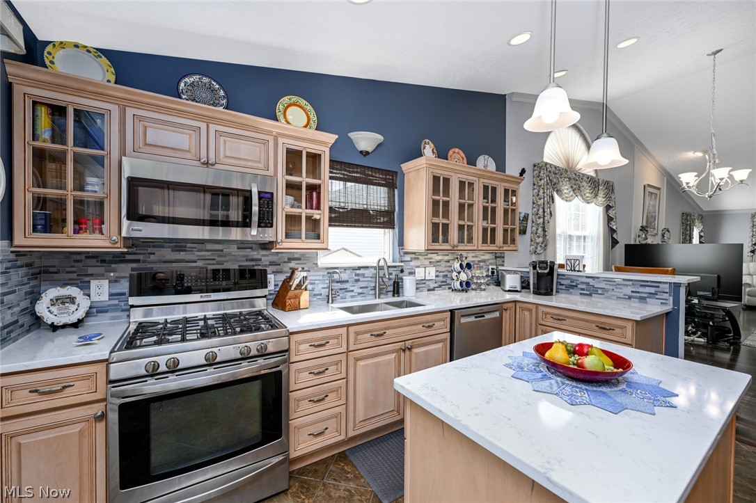 923 Elizabeth Court