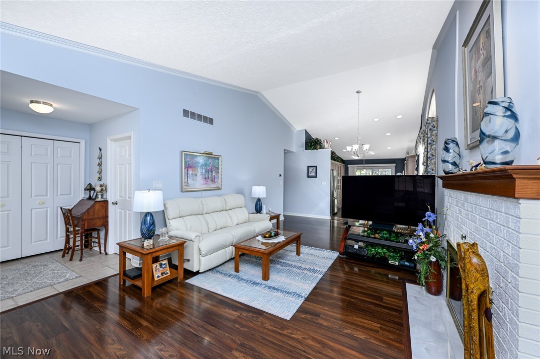 923 Elizabeth Court