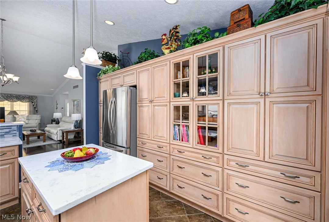 923 Elizabeth Court