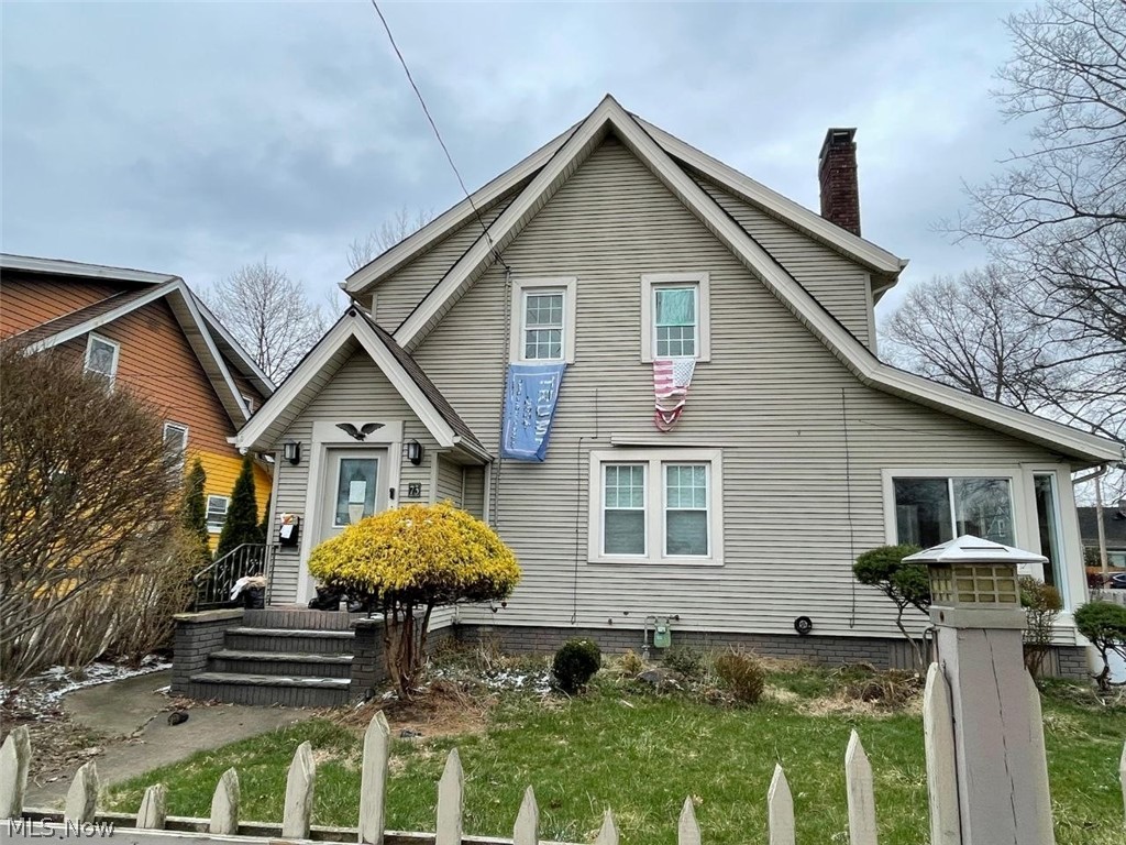 73 W Burns Avenue