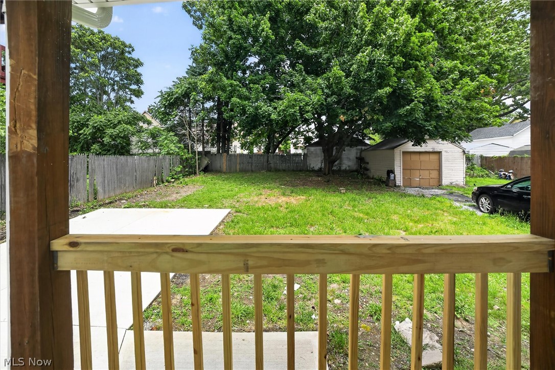 843 Chester Avenue
