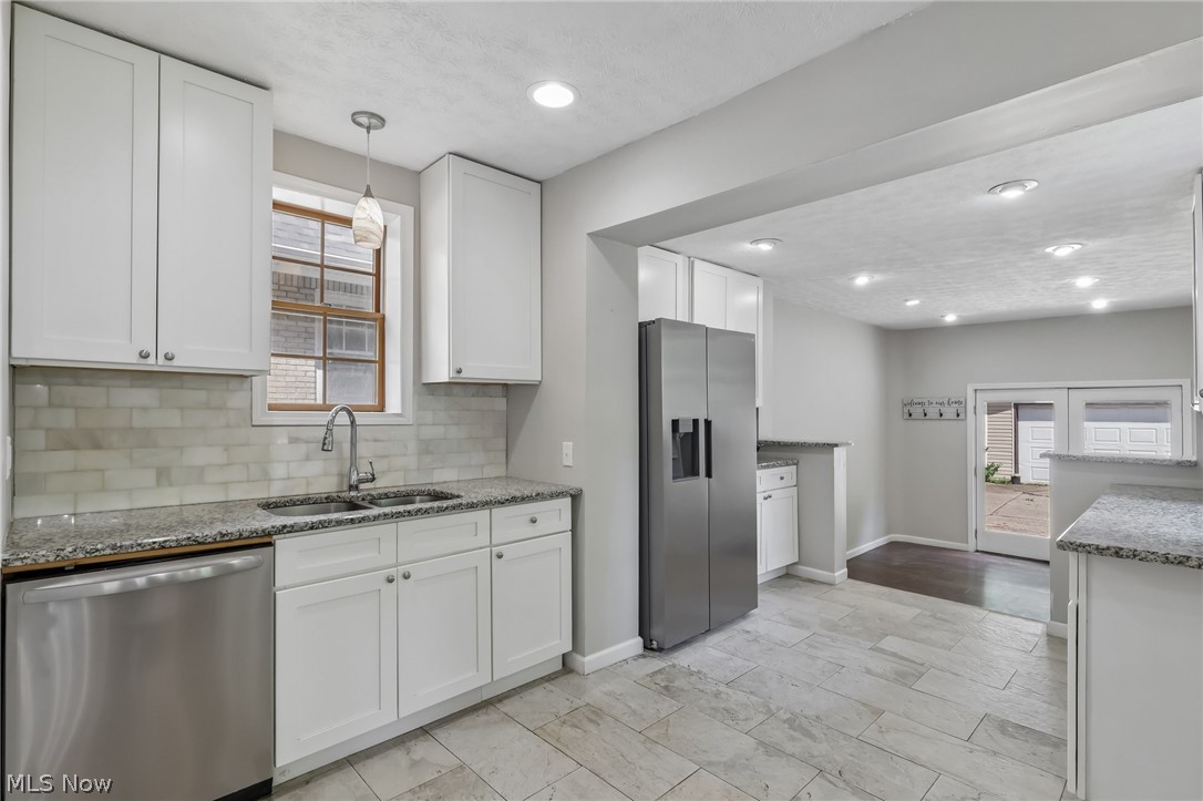 875 Hereford Drive