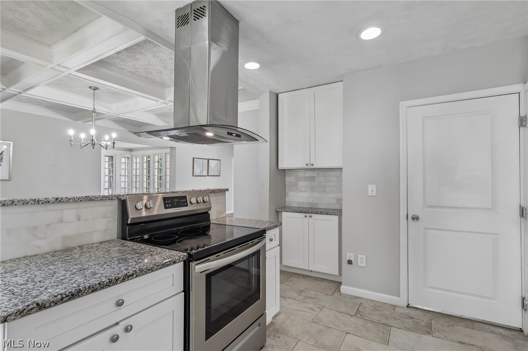 875 Hereford Drive