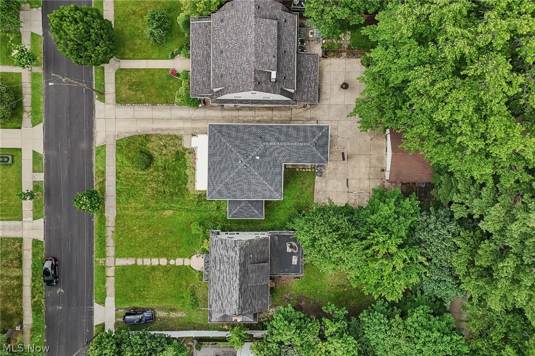 875 Hereford Drive