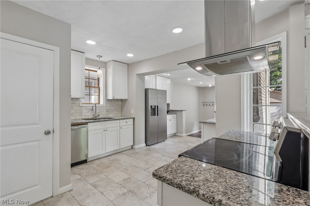875 Hereford Drive