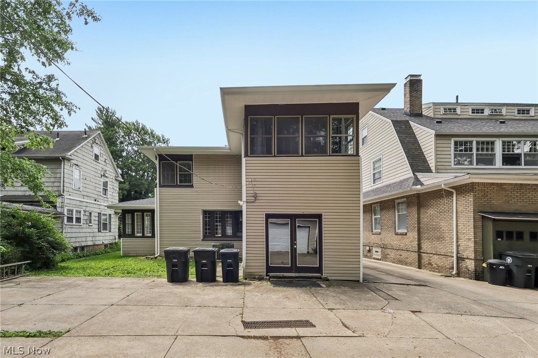 875 Hereford Drive