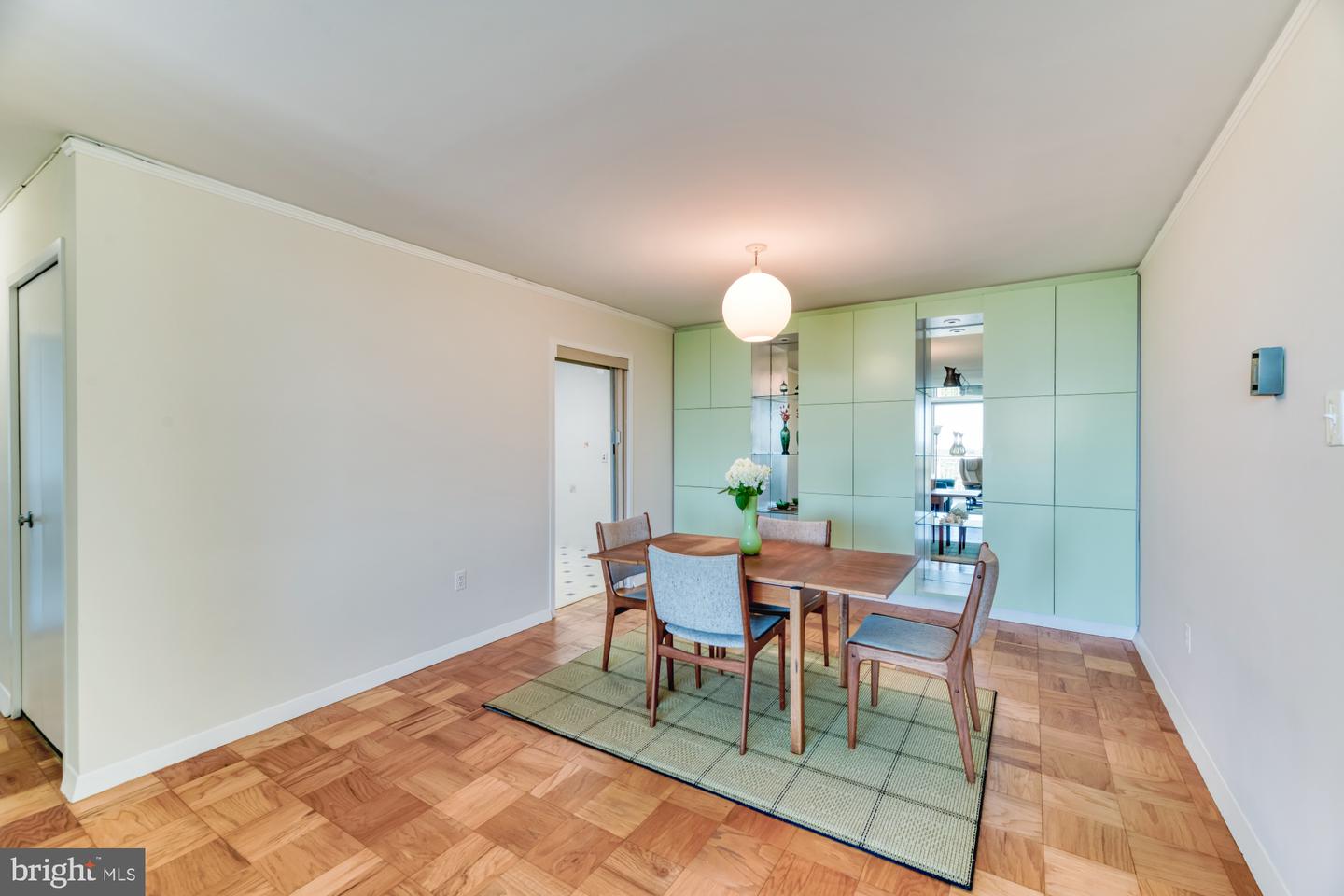 3001 Veazey Ter NW #1627