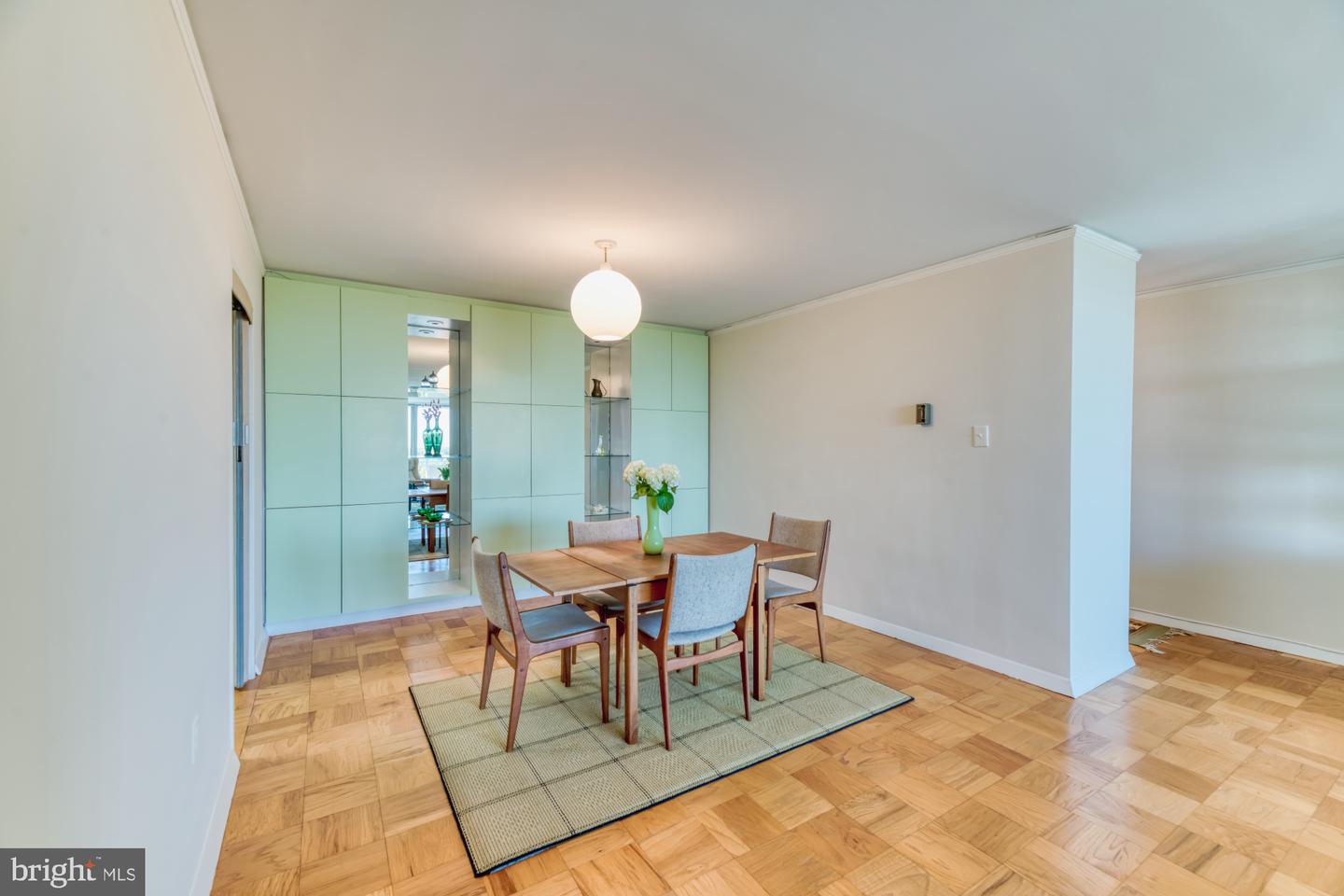 3001 Veazey Ter NW #1627