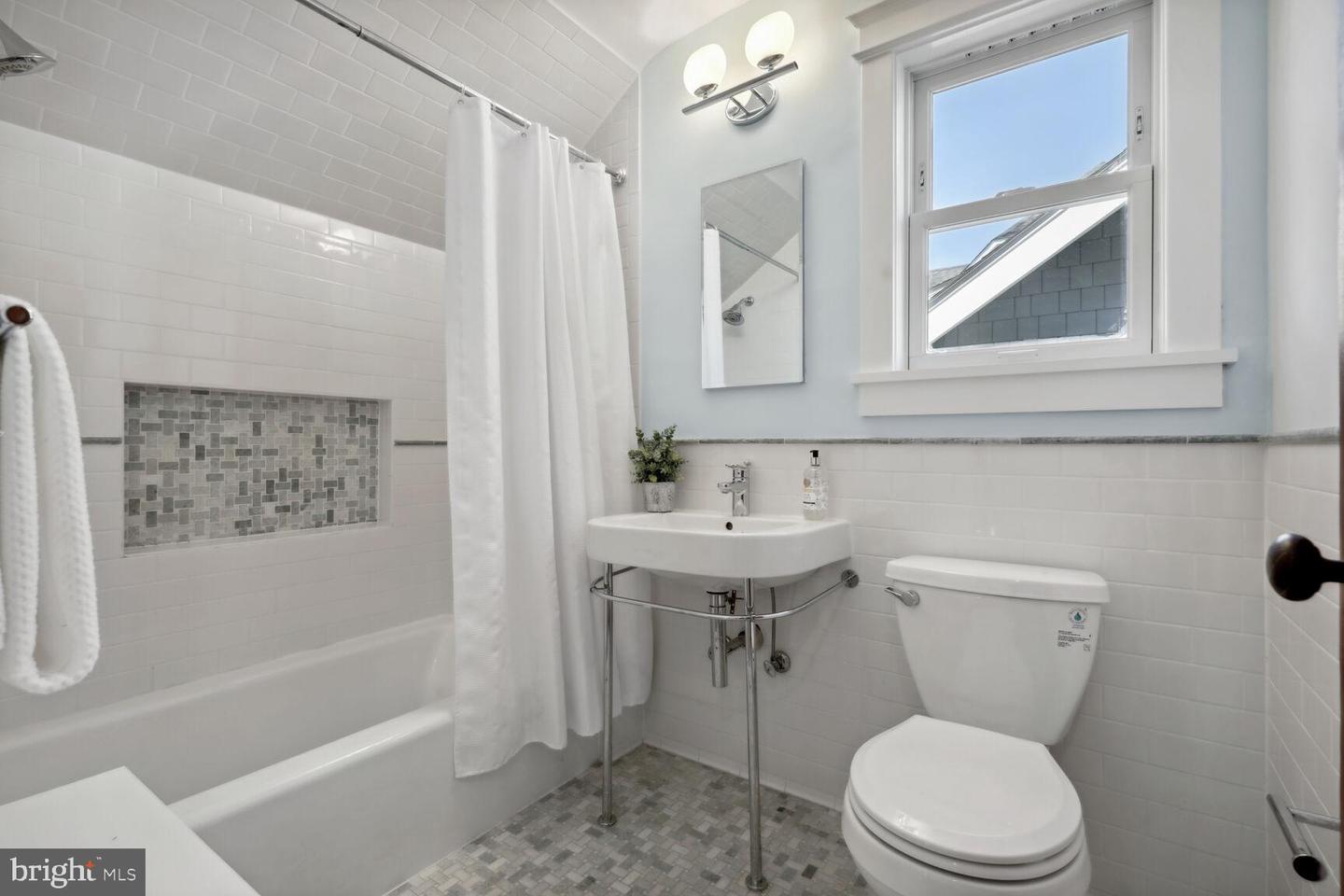 5708 Broad Branch Rd NW