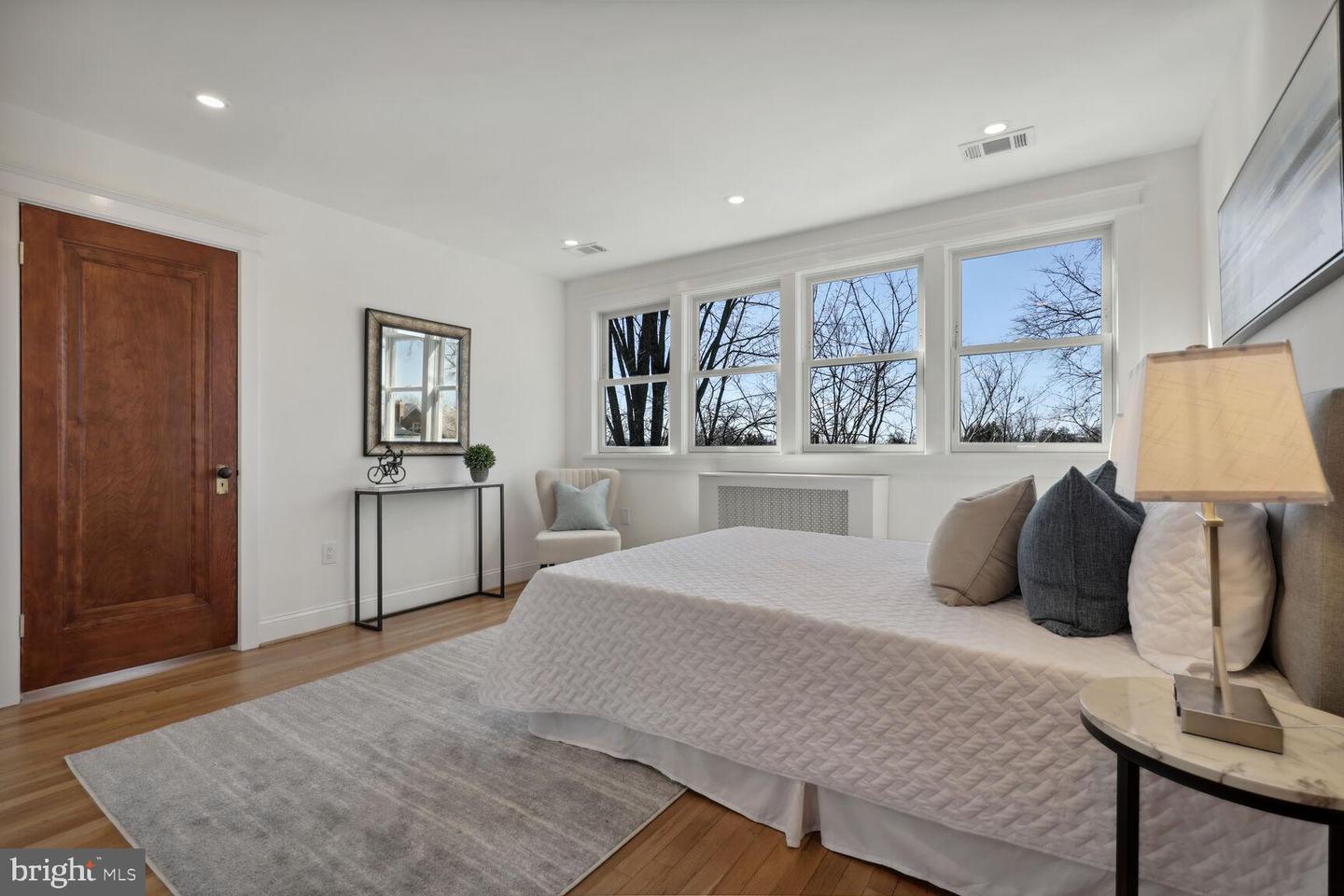 5708 Broad Branch Rd NW