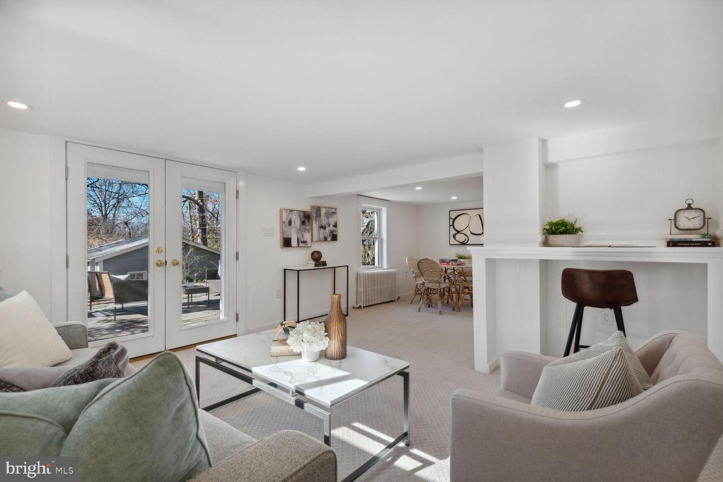 5708 Broad Branch Rd NW