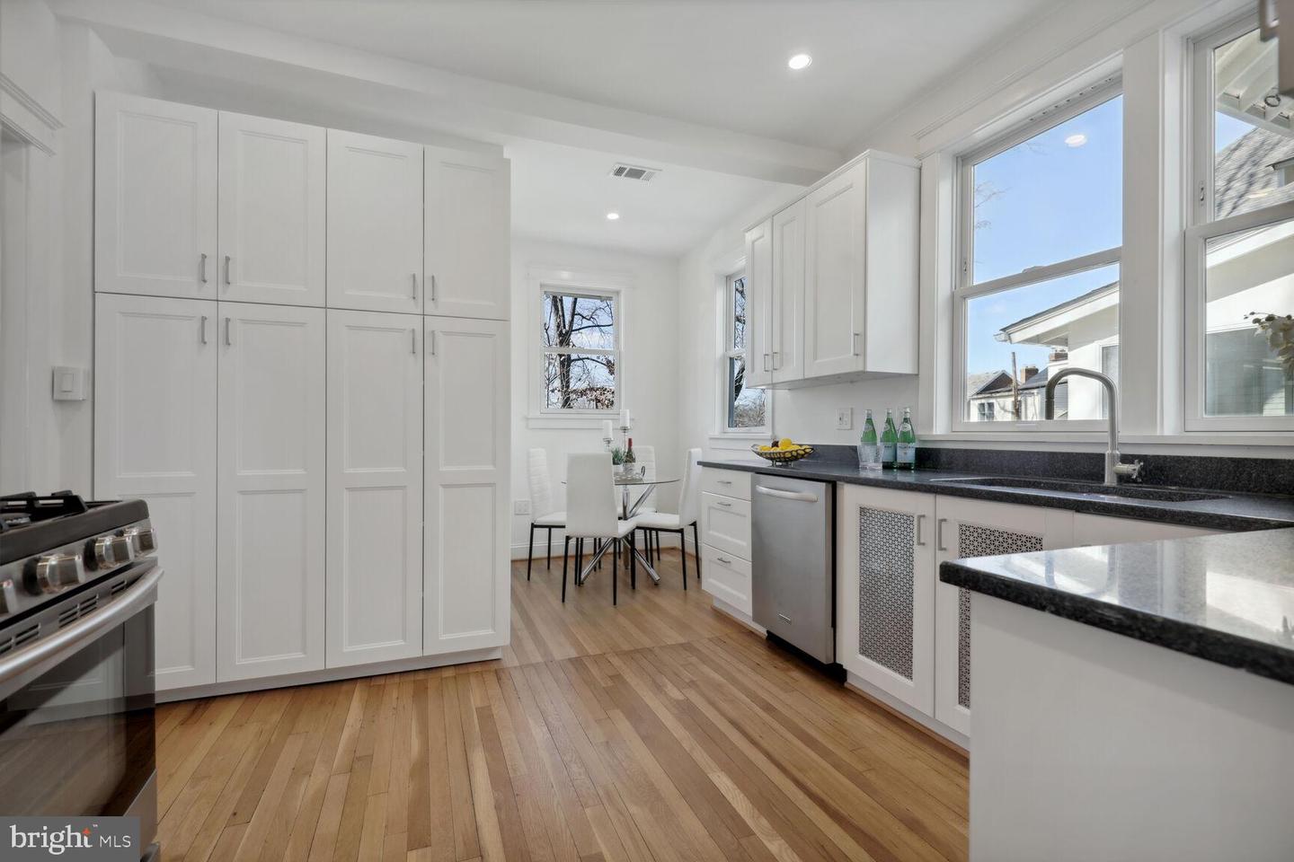 5708 Broad Branch Rd NW