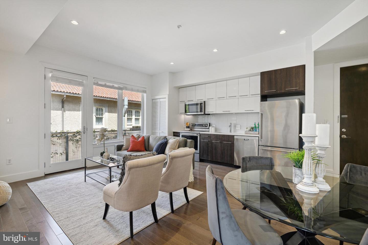 1767 Lanier Pl NW #6