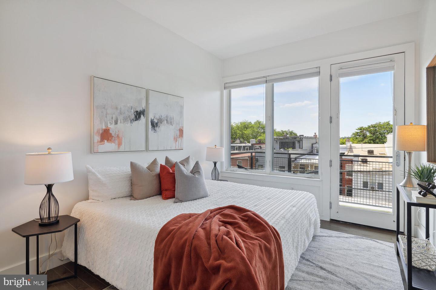 1767 Lanier Pl NW #6