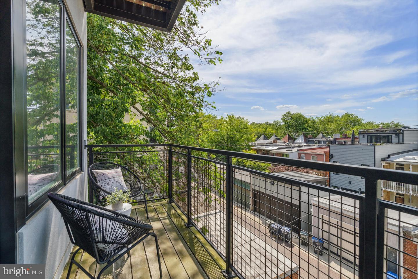 1767 Lanier Pl NW #6