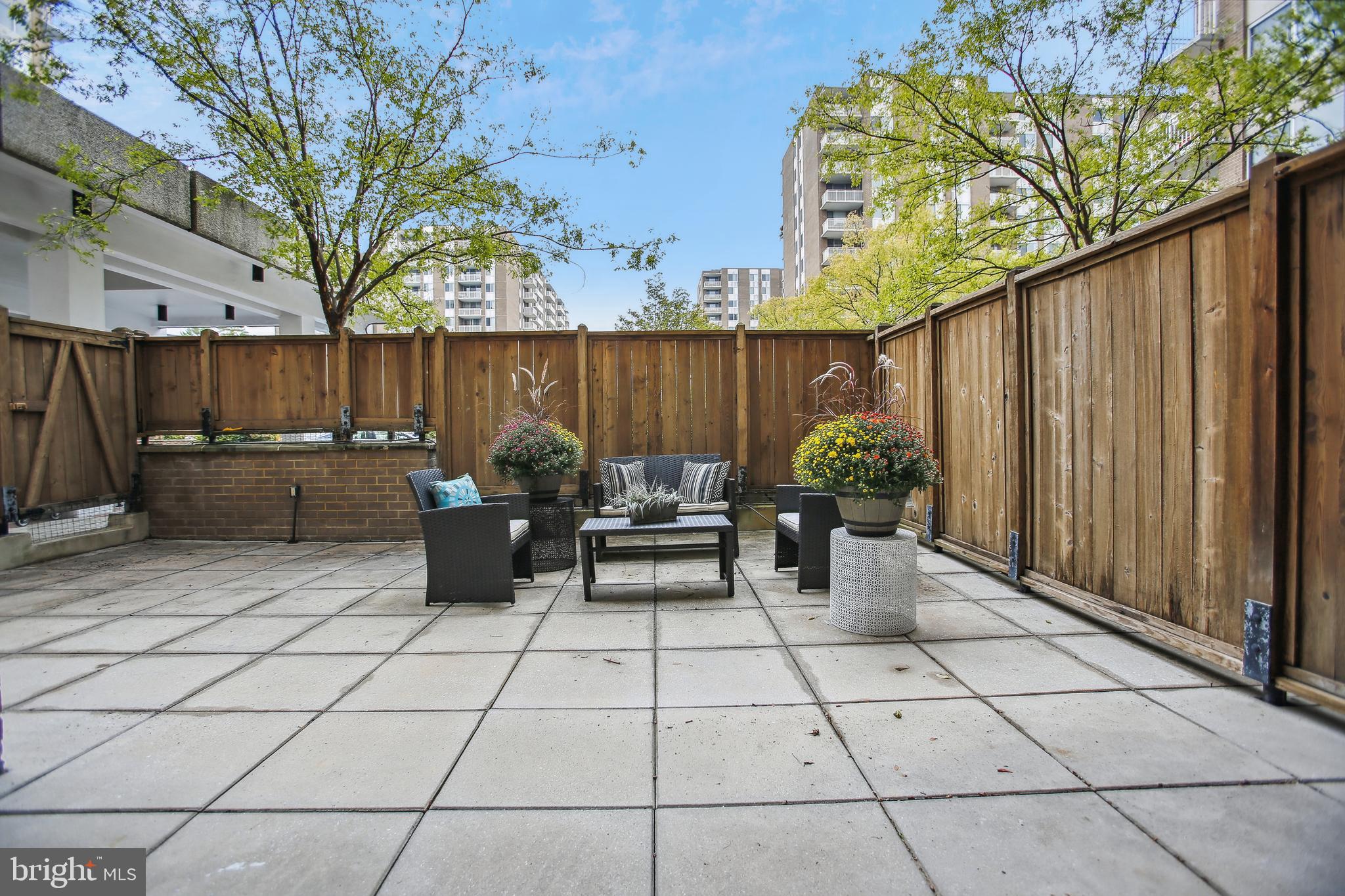 3001 Veazey Ter NW #515