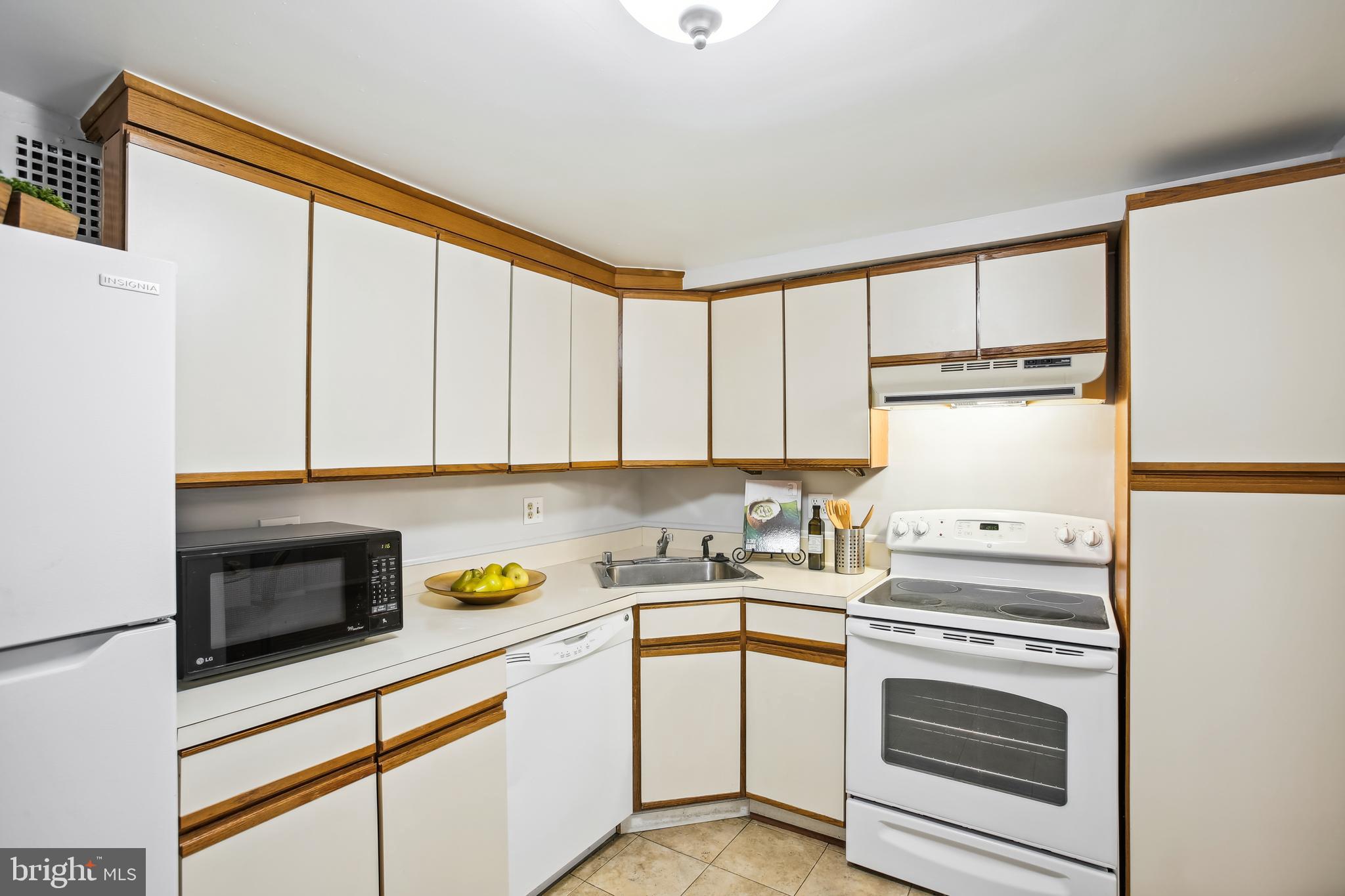 3001 Veazey Ter NW #515