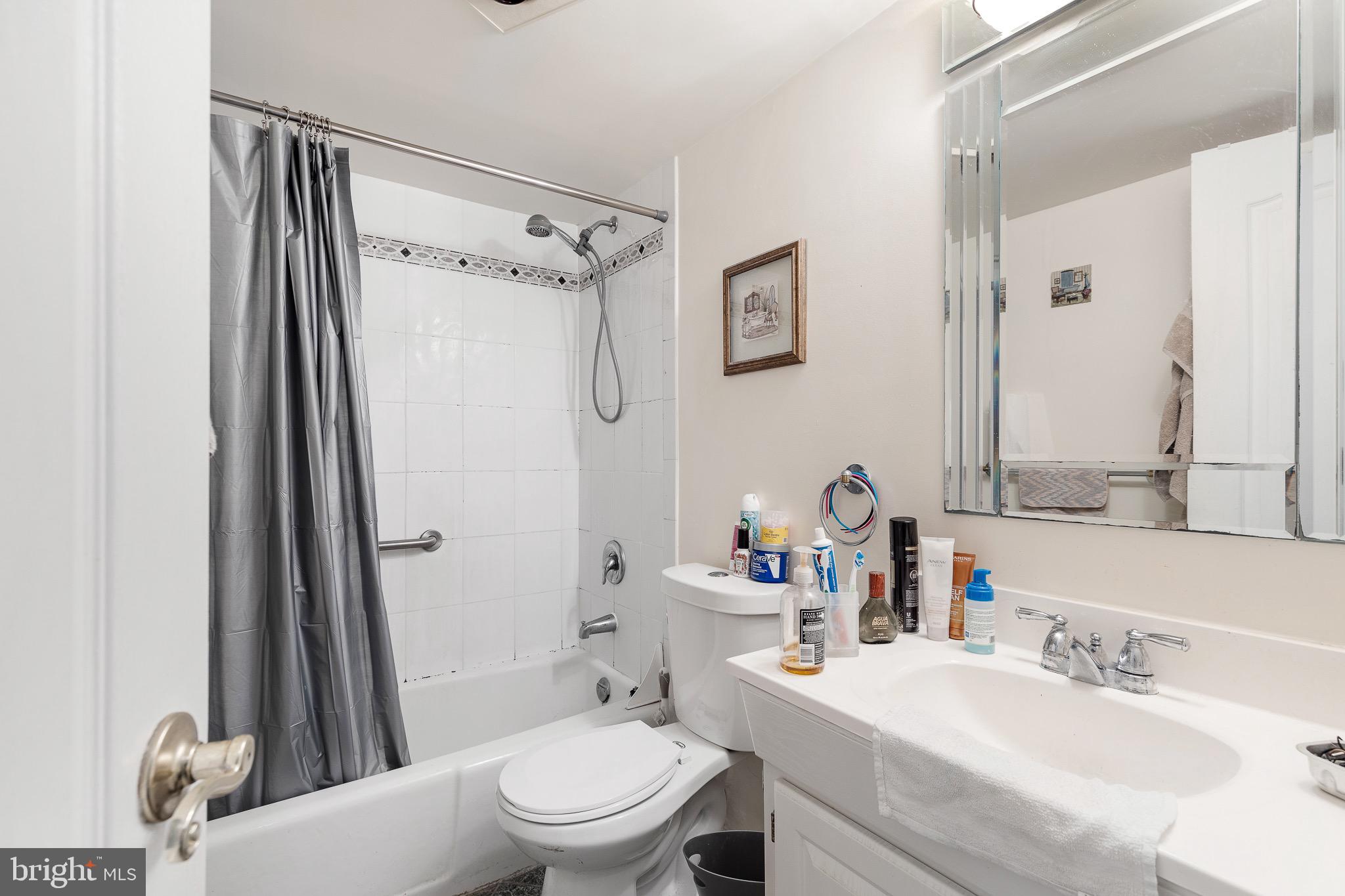 2939 van Ness St NW #820