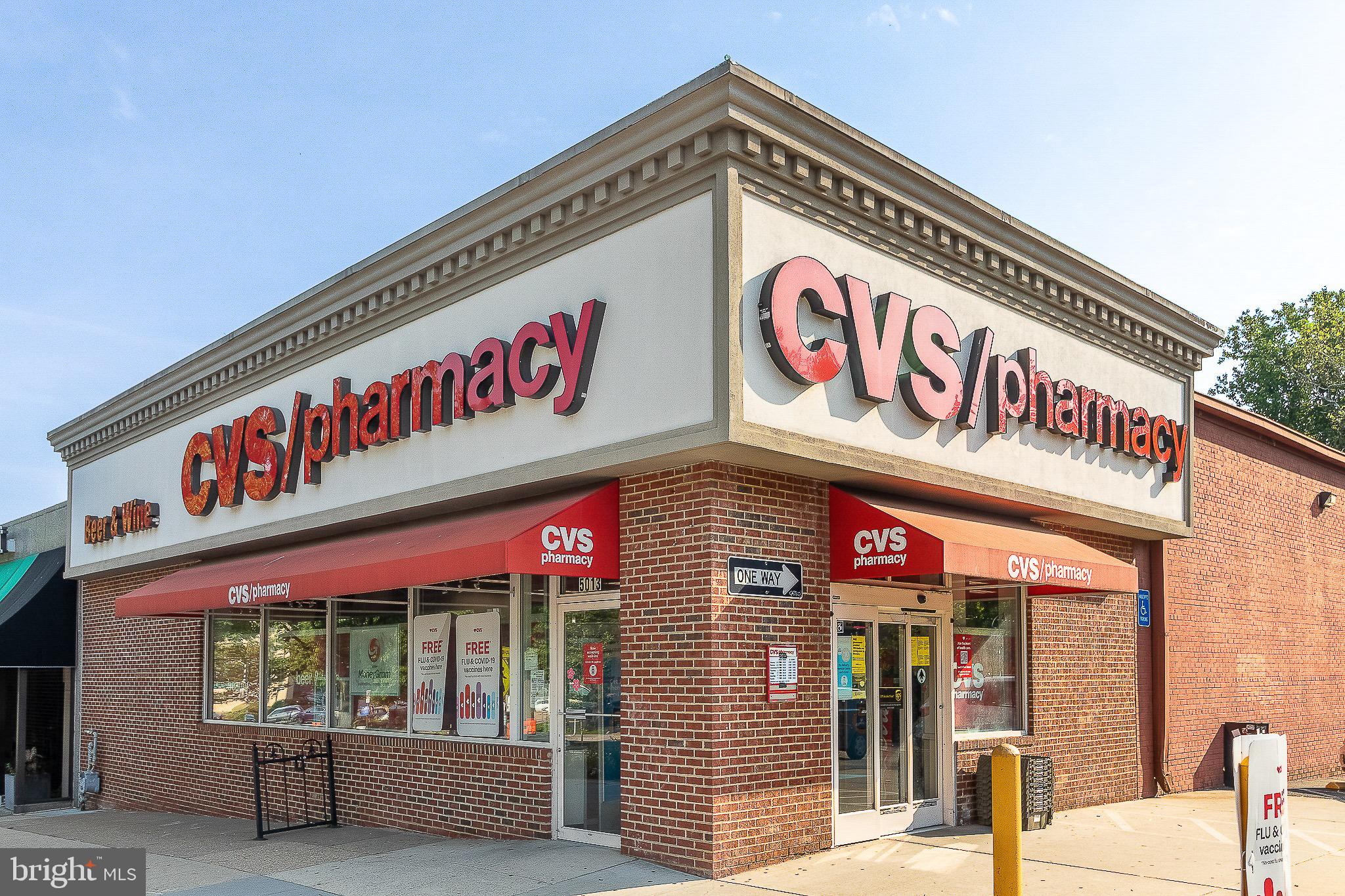 2939 van Ness St NW #820