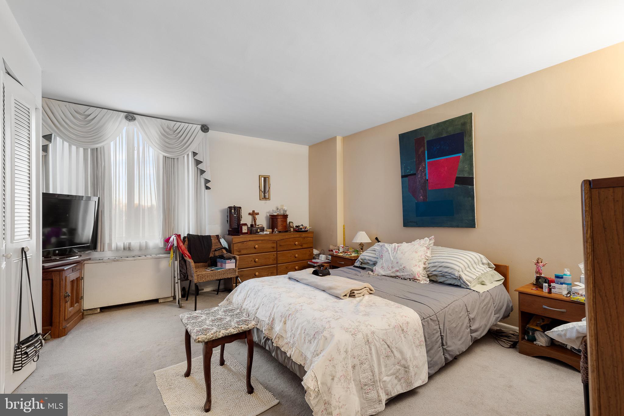 2939 van Ness St NW #820