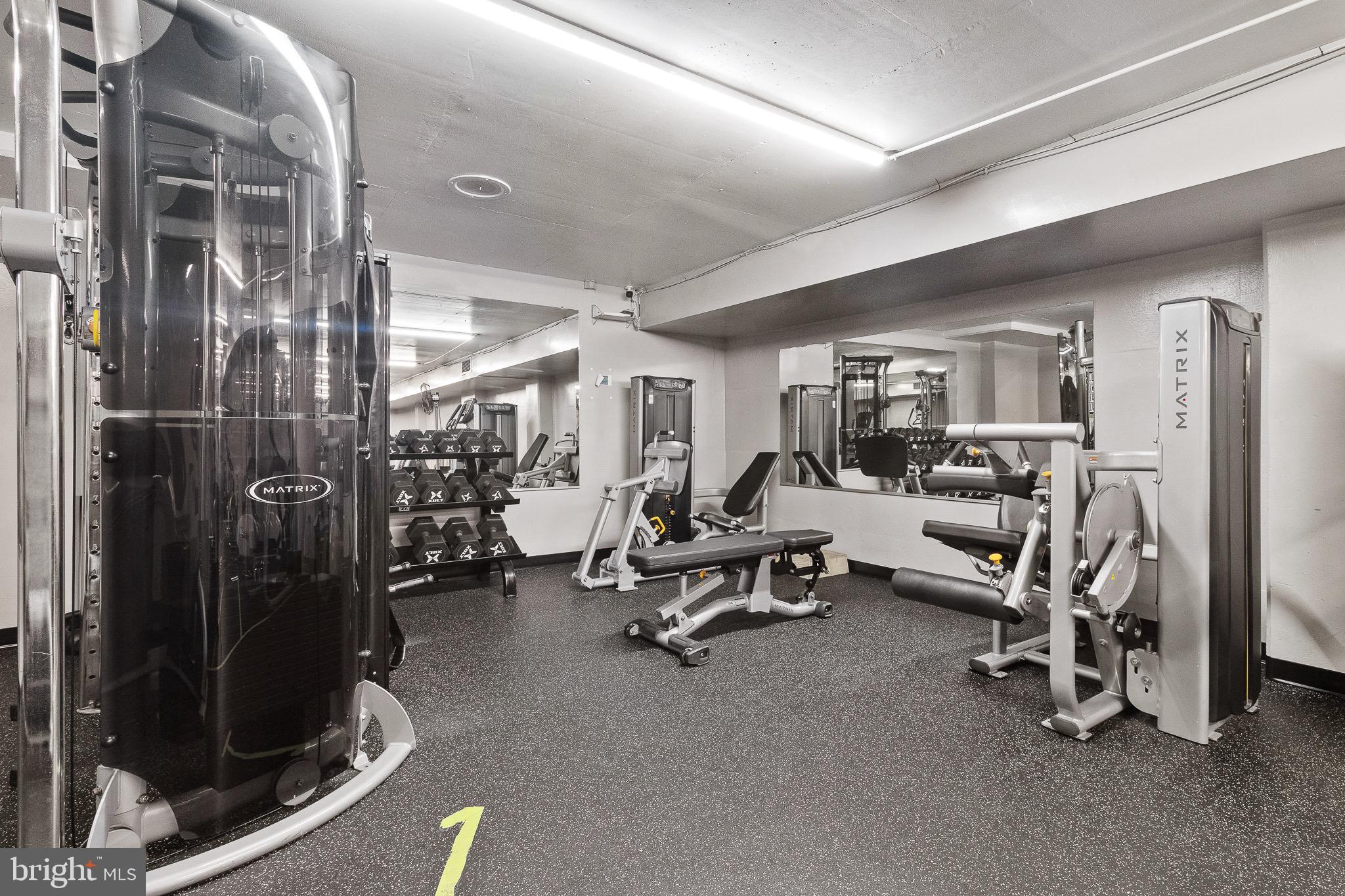 2939 van Ness St NW #820