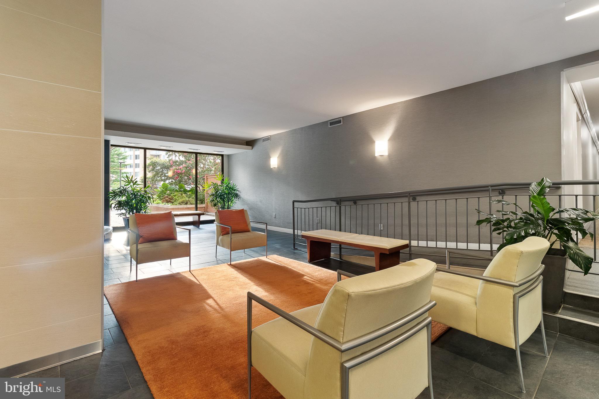 2939 van Ness St NW #820