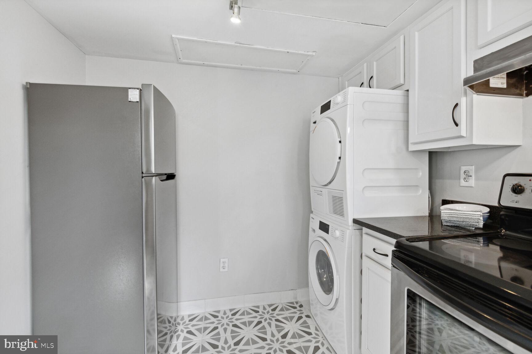 1115 12th St NW #302