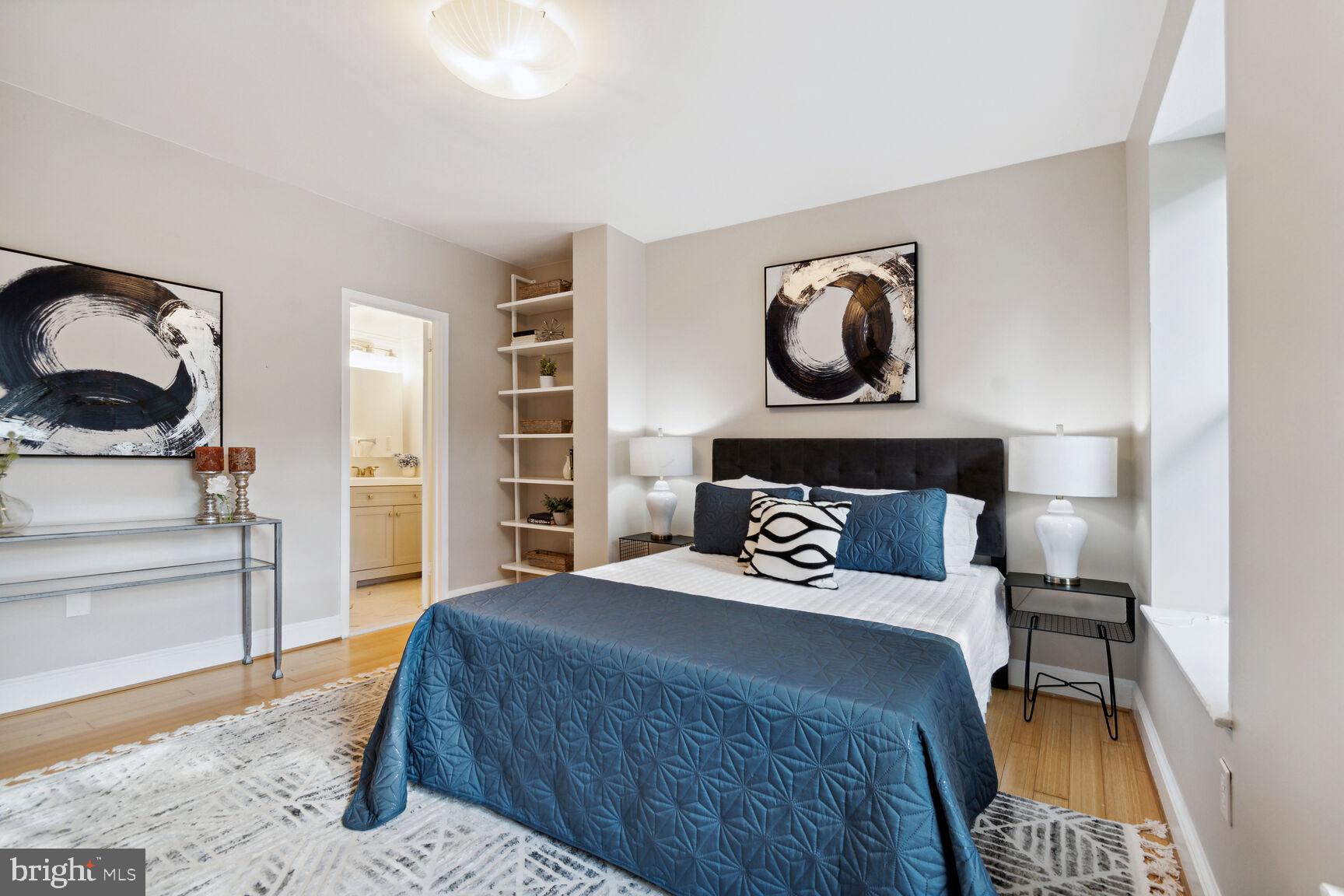 1115 12th St NW #302