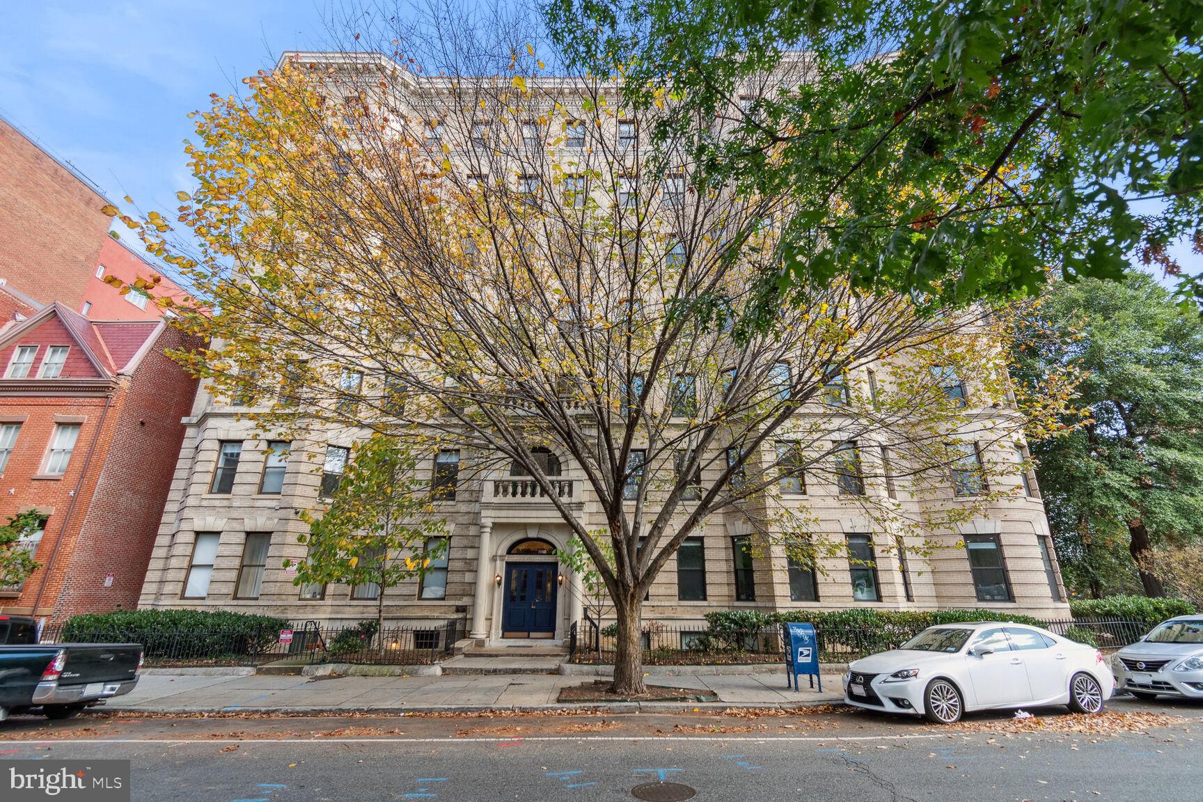 1115 12th St NW #302