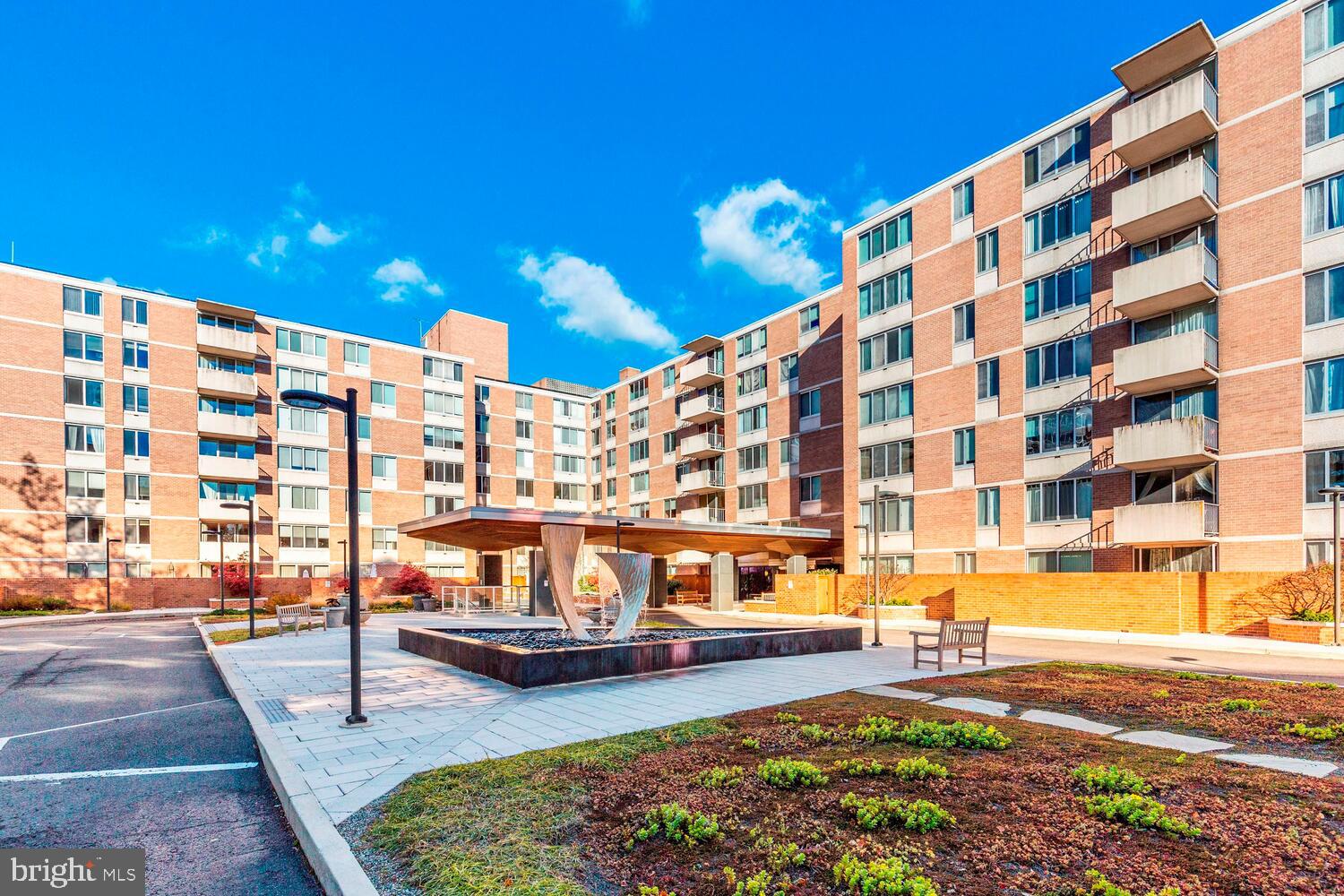 2939 van Ness St NW #747