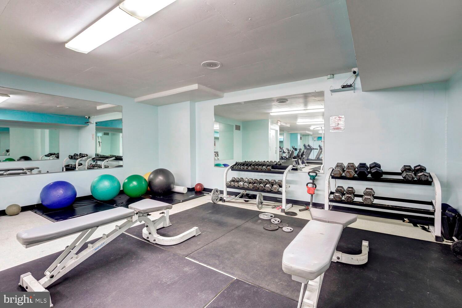 2939 van Ness St NW #747