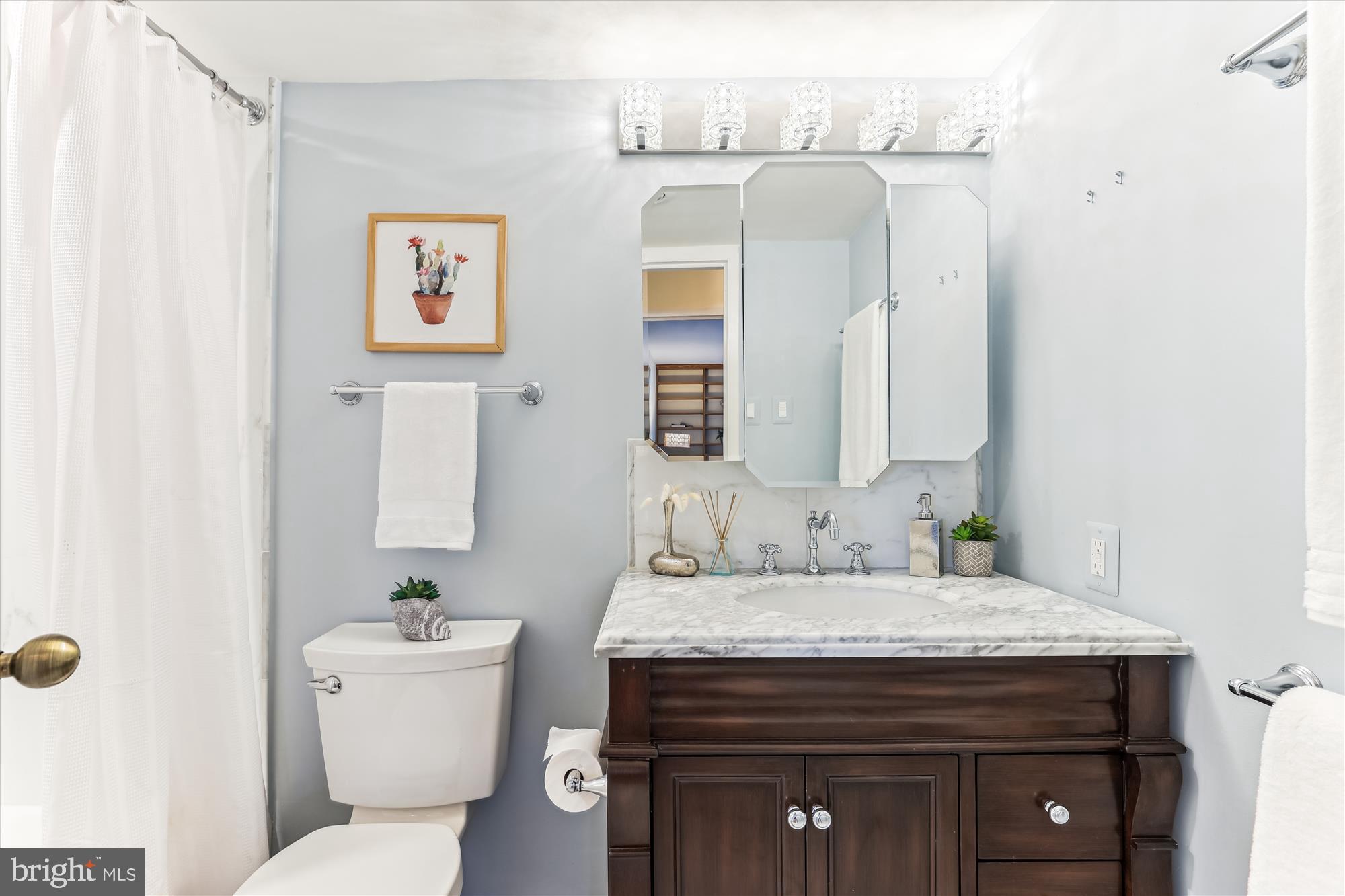 3001 Veazey Ter NW #722