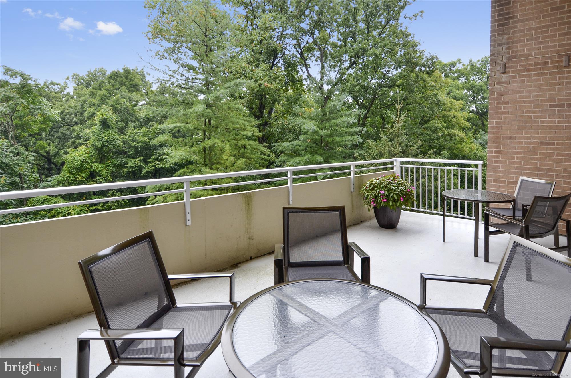 3001 Veazey Ter NW #722