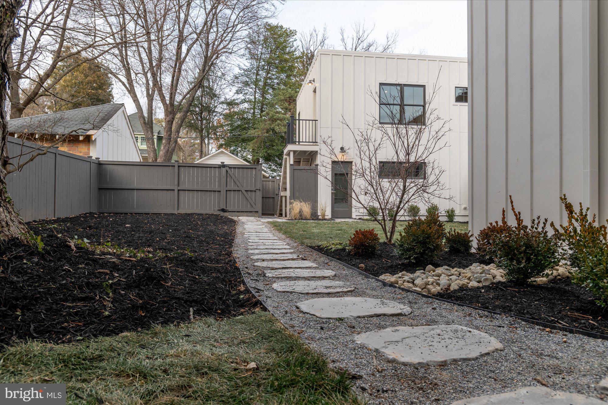 3709 BRANDYWINE STREET NW