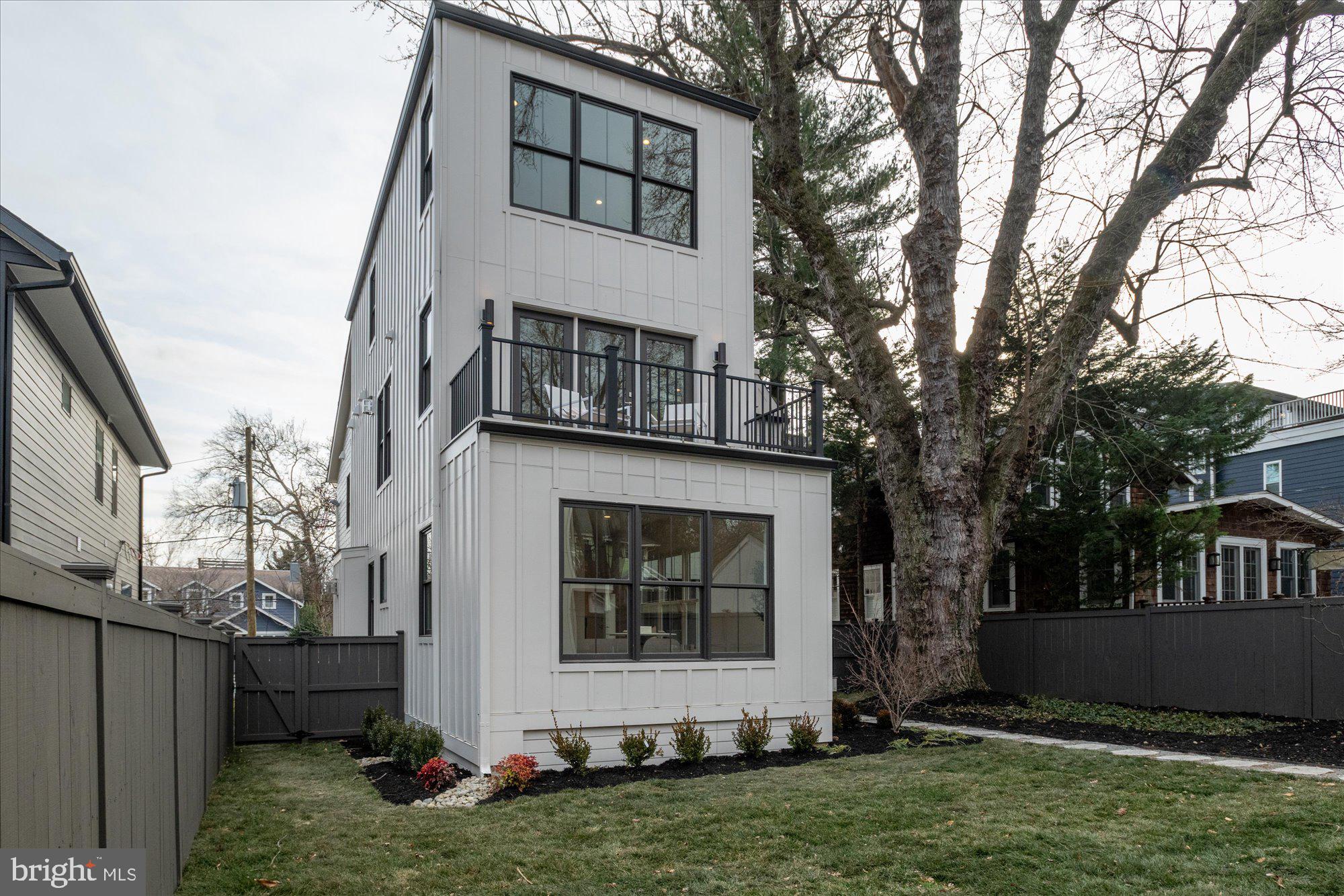 3709 BRANDYWINE STREET NW