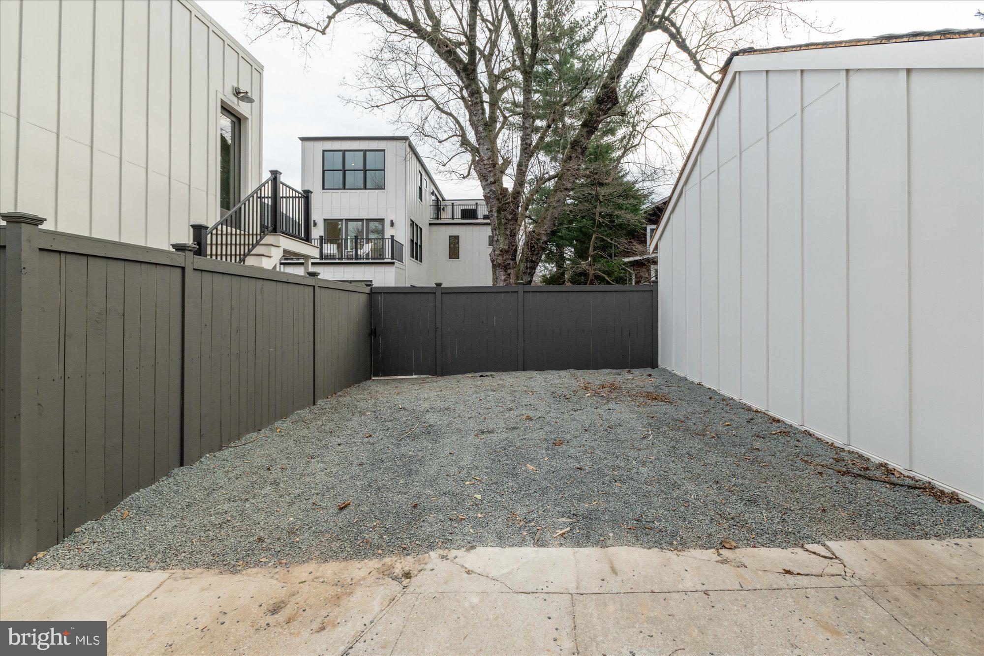 3709 BRANDYWINE STREET NW