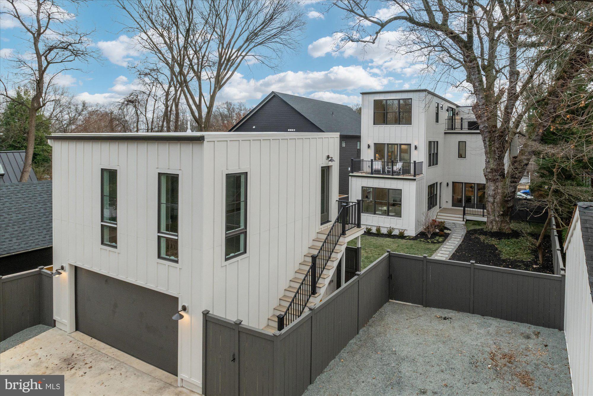 3709 BRANDYWINE STREET NW